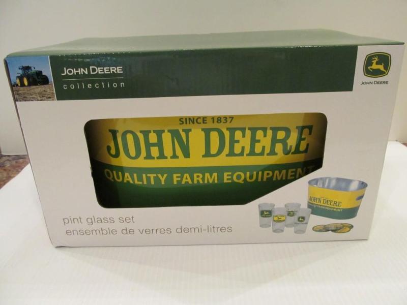 lot 71 image: John Deere Beverage tub,brand new....