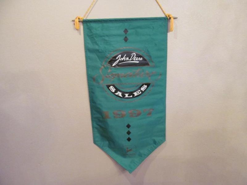 lot 74 image: John Deere Banner....