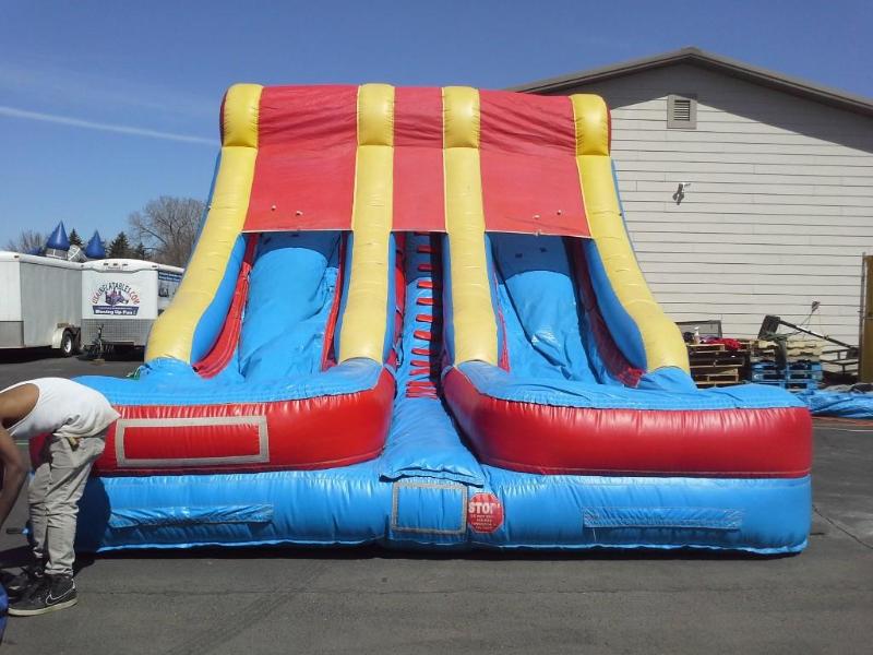 lot 35 image: 22 Double Bay Waterslide