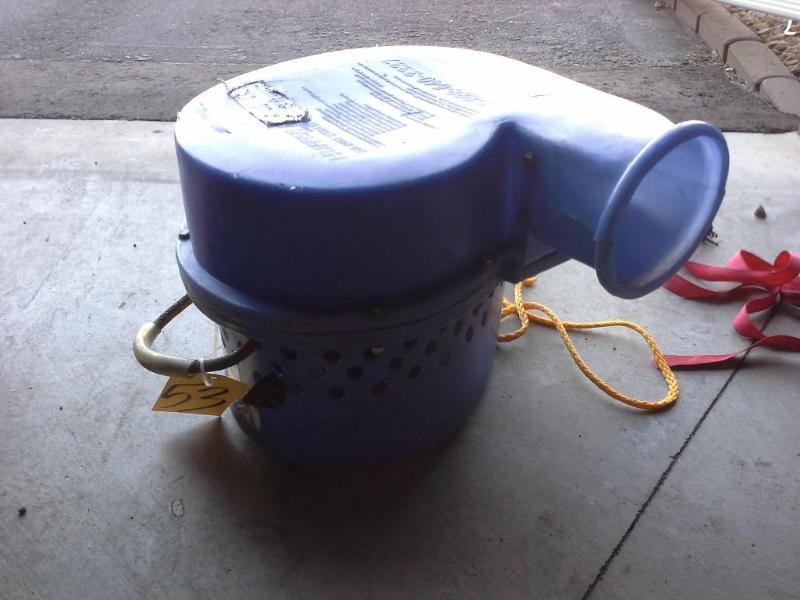 lot 53 image: Huffer blower