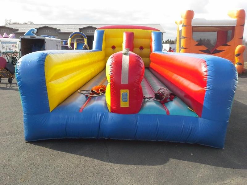 lot 8 image: Two Lane Bungee Run