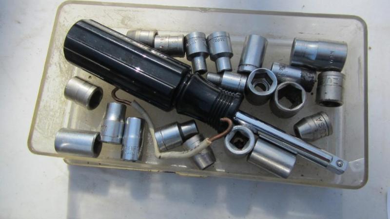 lot 109 image: 14" driver set...