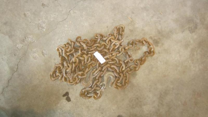 lot 129 image: log chain...