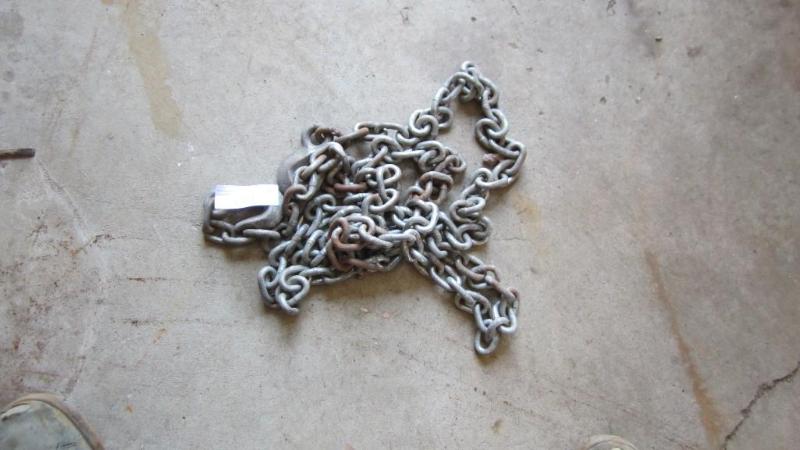 lot 135 image: chain...