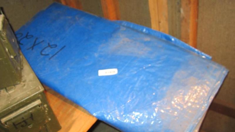 lot 25 image: 12 x 12 tarp...