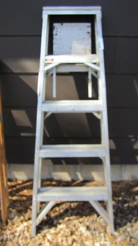 lot 32 image: ladder...
