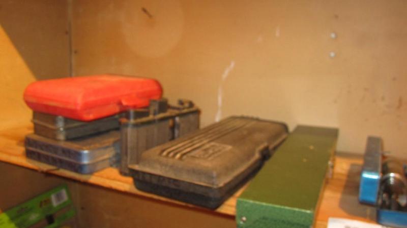 lot 57 image: small tool kits...
