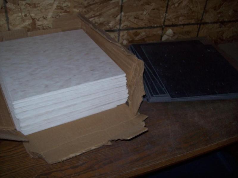 Floor tiles -white -black (see pics...