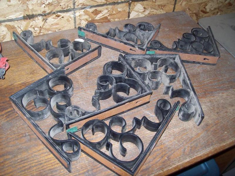 Plastic shelving brackets item 36...