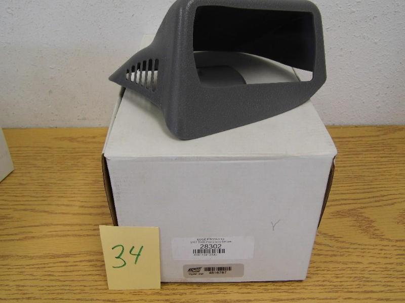 lot 34 image: Edge Products Dash Pod - Gray - 283...