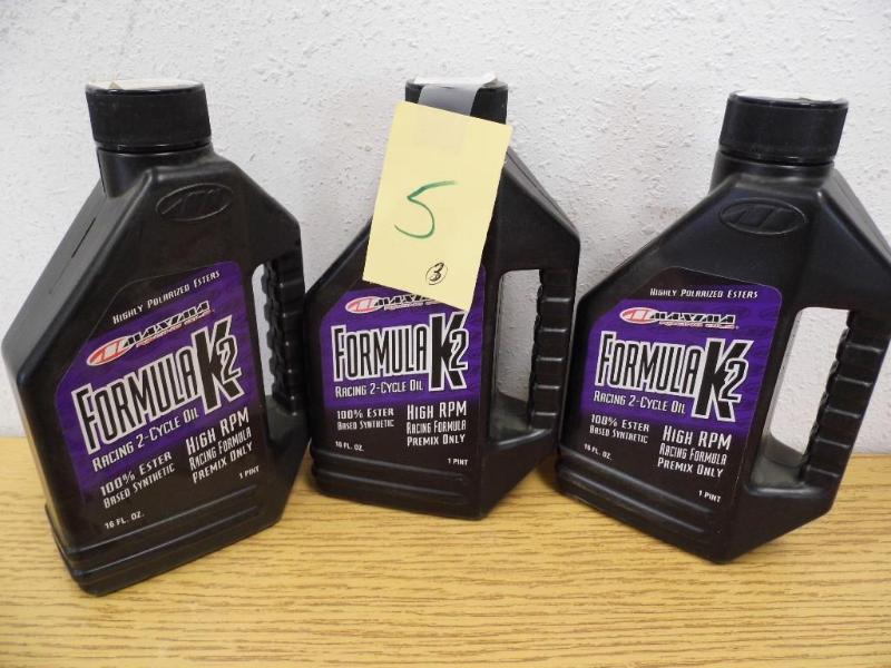 lot 5 image: Fumula K2 Racing 2 Cycle Oil...