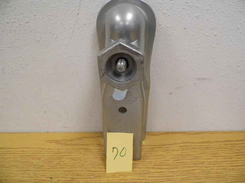 lot 70 image: Valley Industries Trailer Coupler -...