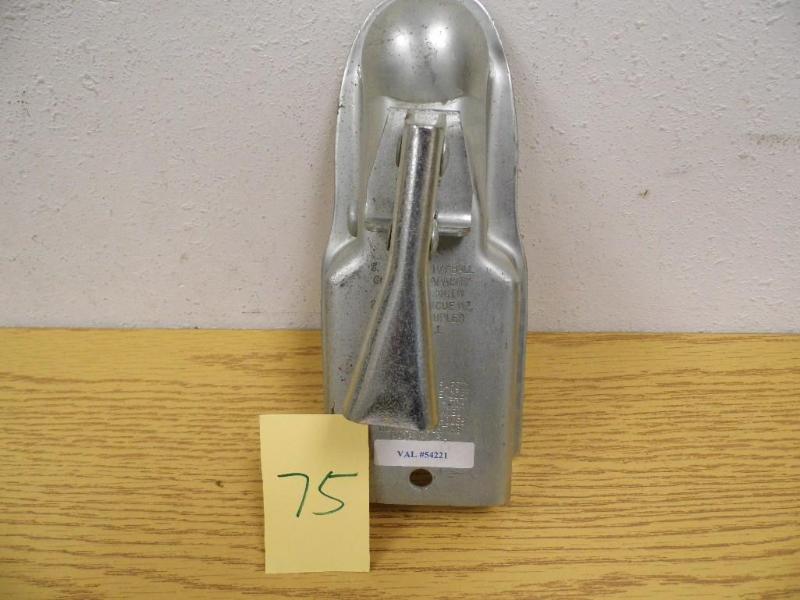 lot 75 image: Valley Industries Trailer Coupler -...