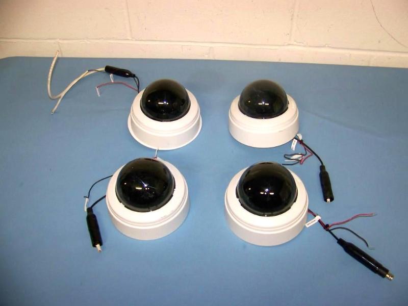 lot 10 image: (4) Pelco, Security Cameras