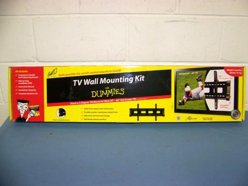 lot 21 image: BellO, Flat Panel TV Wall Mounting Kit