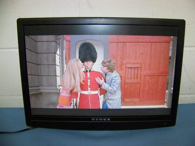 lot 29 image: Dynex. 22, LCD, Flat Panel HDTV