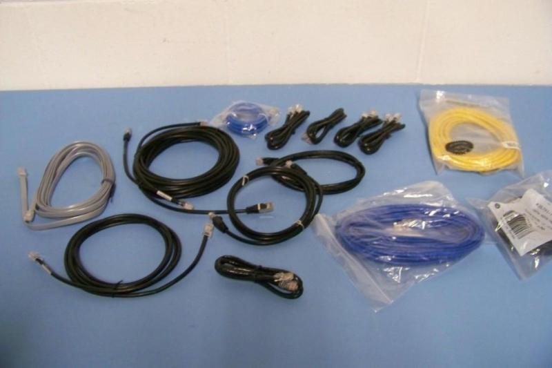 lot 40 image: Belkin Cables