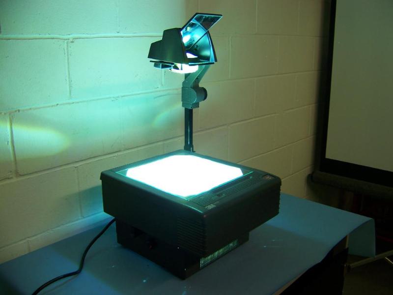 lot 55 image: 3M, 9850, Overhead Projector