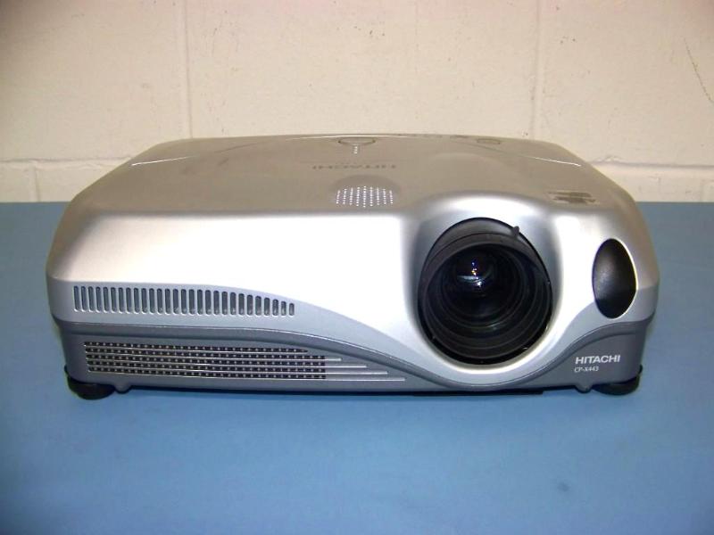 lot 7 image: Hitachi, CP-X443, LCD Projector