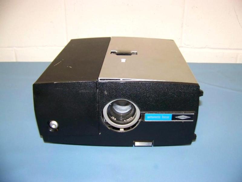 lot 79 image: VINTAGE, Sawyers  Rotomatic Slide Projector