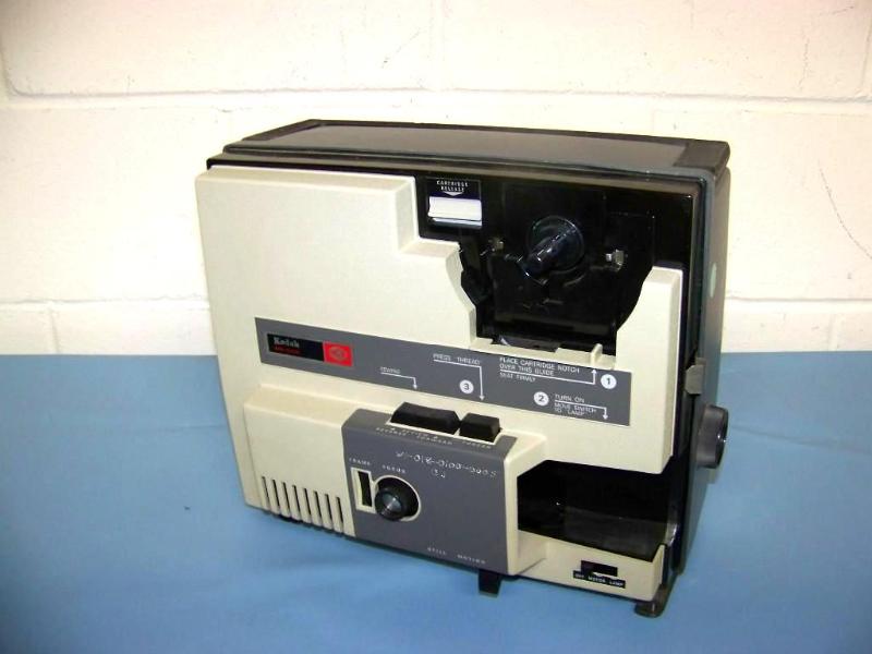 lot 80 image: VINTAGE, Kodak, Ektagraphic Movie Projector