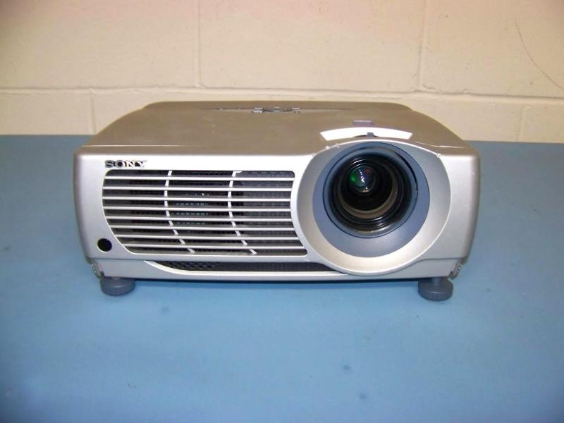lot 9 image: Sony, VPL-PX11, LCD Projector
