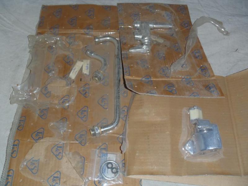 lot 118 image: T&ampS Brass Commercial Faucet Par...