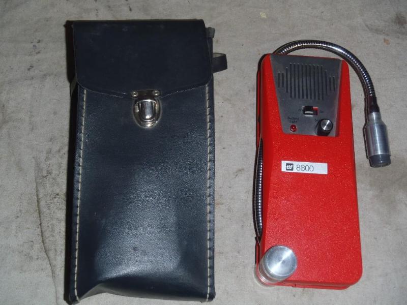 lot 203 image: TIF 8800 Combustable Gas Detector...