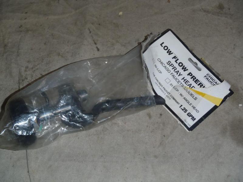 lot 220 image: Chicago Faucets 80-LCP&nbspSpray H...