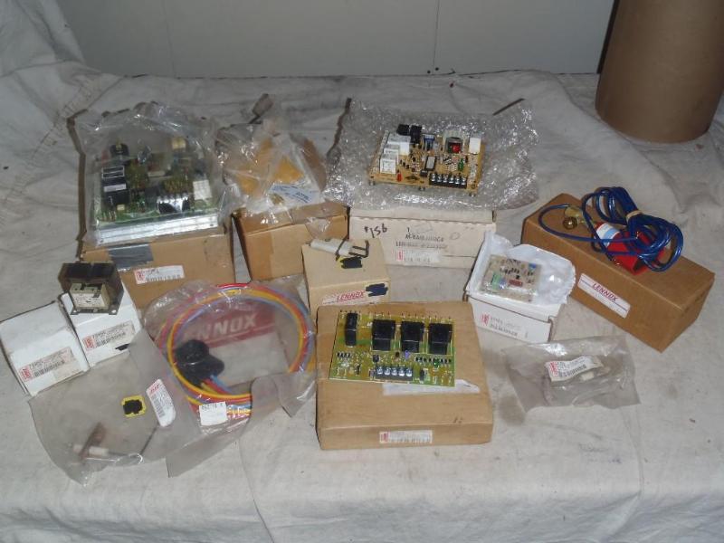 lot 46 image: Lot of Lennox Controls and Parts  7...