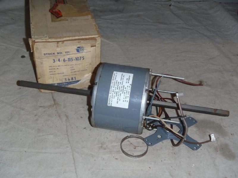 lot 65 image: Universal Electric 101 Motor  ...
