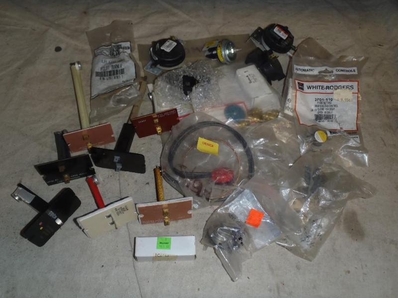 lot 71 image: Assorted Heating Parts  ...