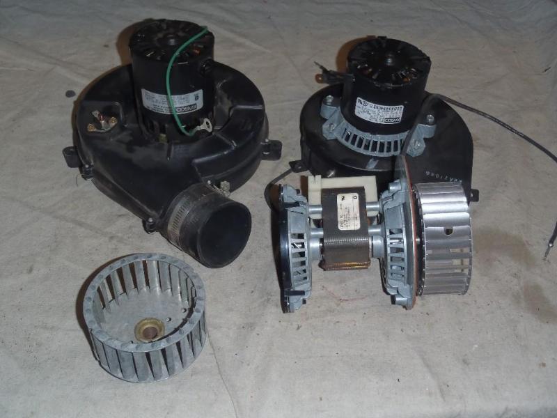 lot 73 image: Fasco 7021-7790 and 70218183 Blower...