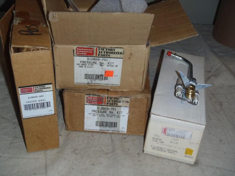 lot 94 image: Carrier and Lennox Parts  312829-75...