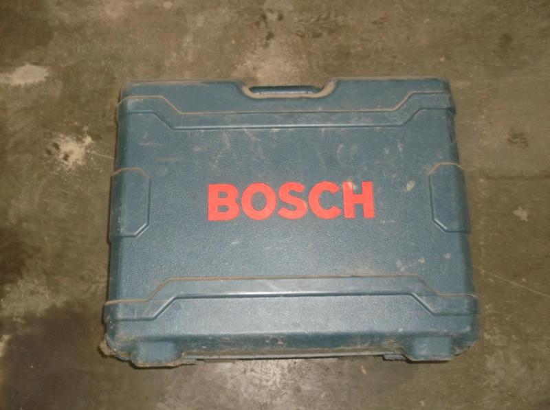 lot 29 image: Bosch Tools no batteries or charger...