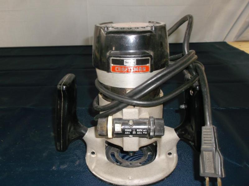lot 36 image: Craftsman Router consignor stated w...