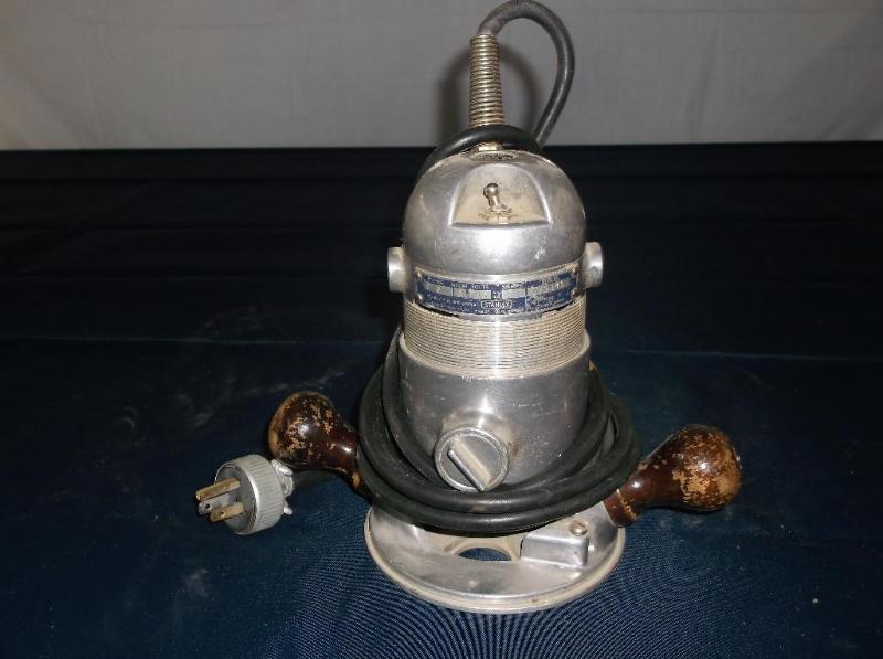 lot 37 image: Stanley Router consignor stated wor...