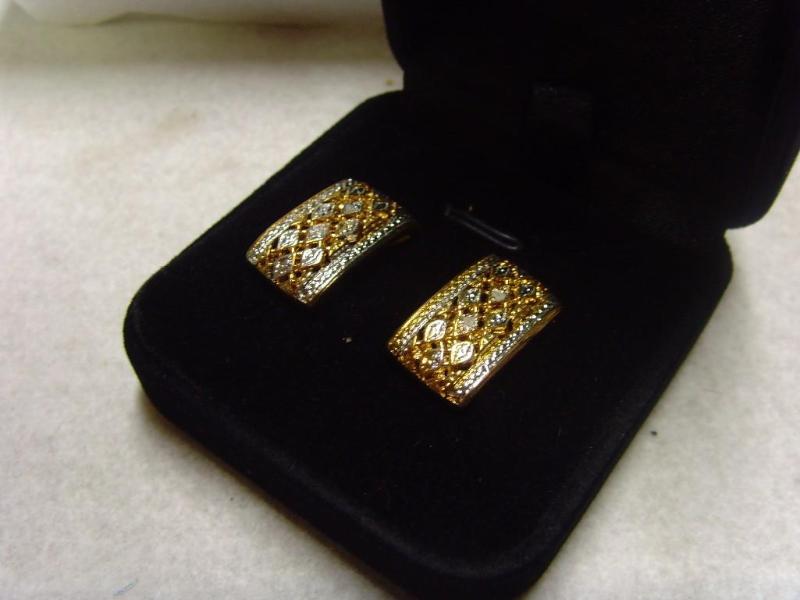 Crystal and Gold Like Earring Set