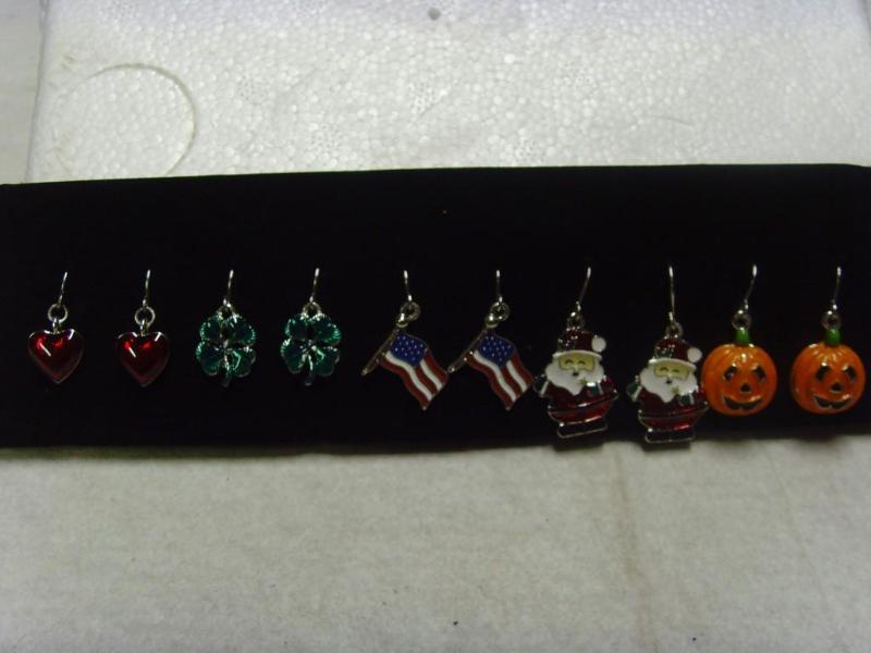 10 Piece Holiday Earring Set