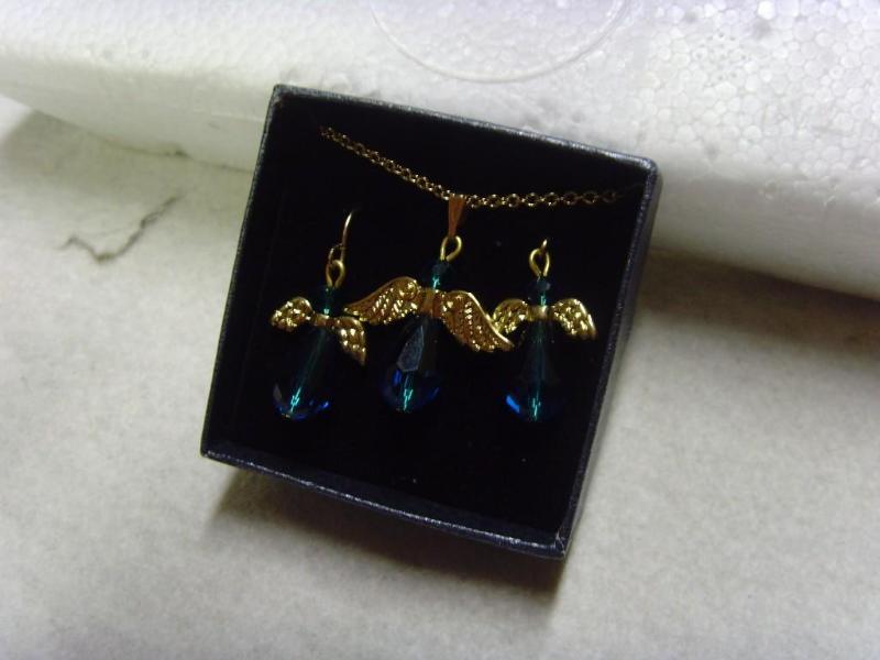 Necklace and Earring Set