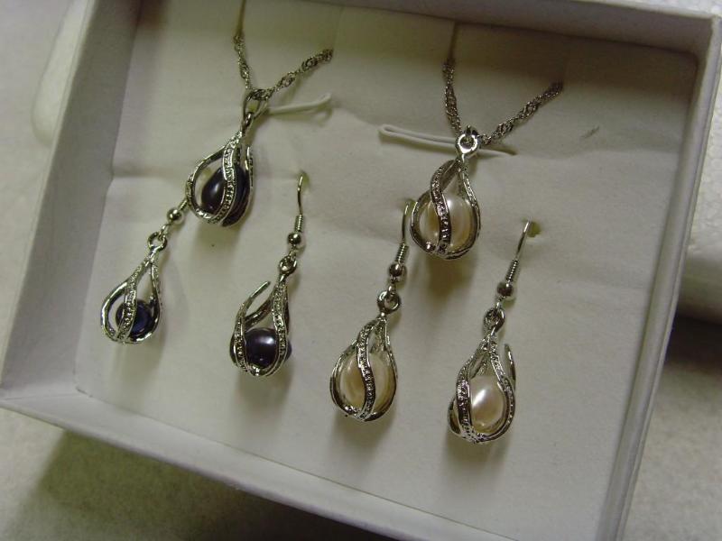 6 Piece Earring & Necklace Set