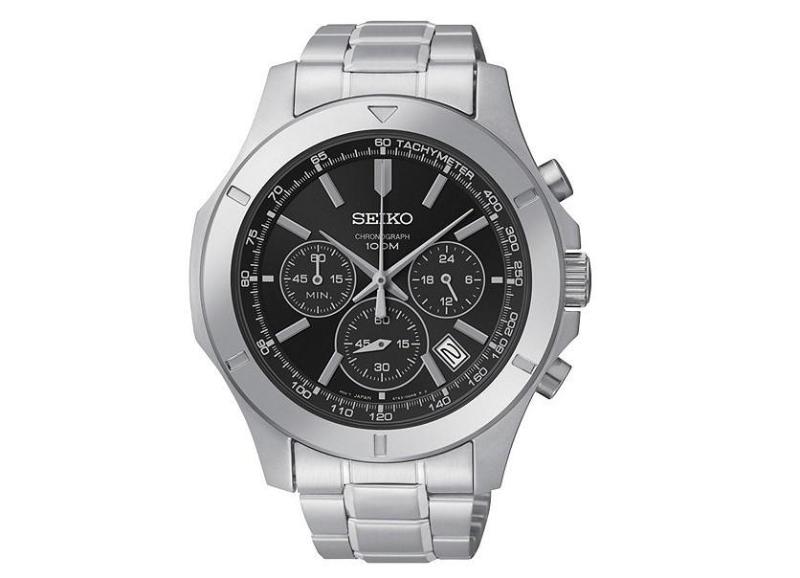 lot 10 image: Seiko Black Dial Chronograph Watch