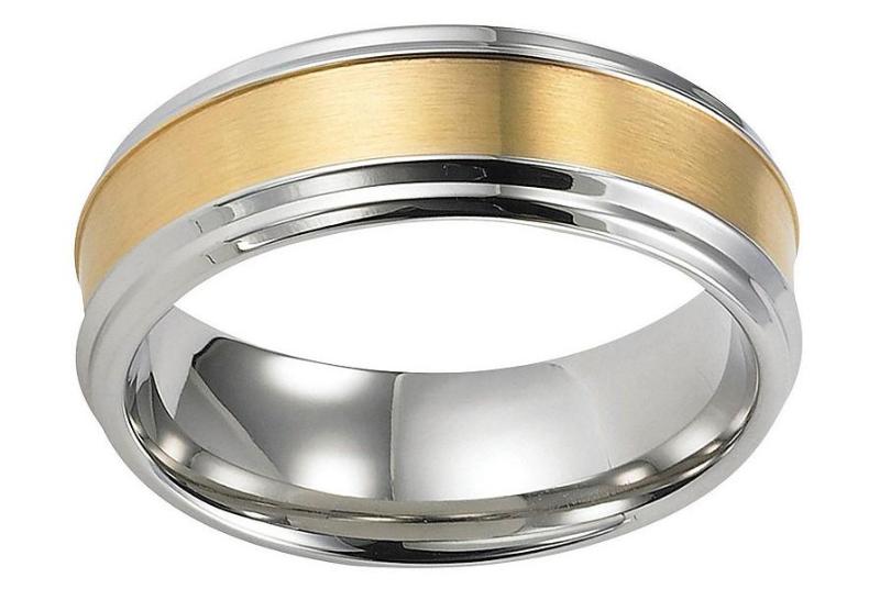 lot 44 image: Two Tone Band 8MM Size 10