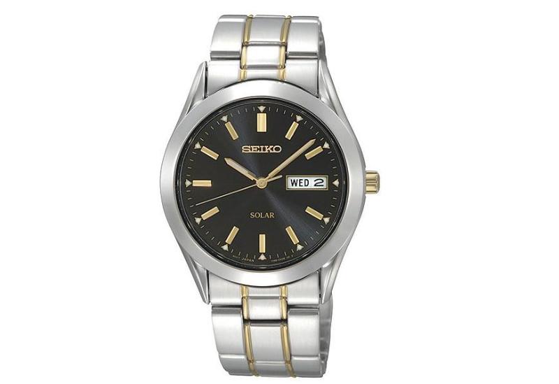 lot 9 image: Seiko Two Tone Solar Quartz Watch