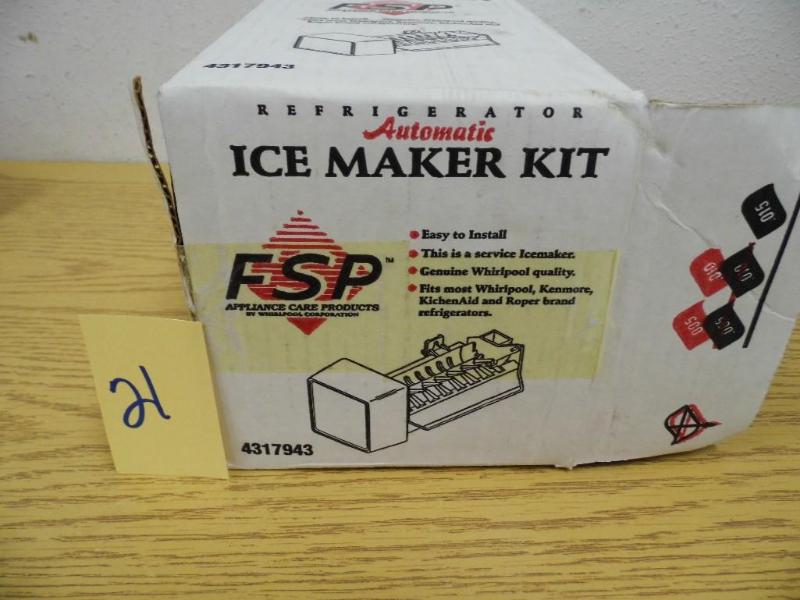 lot 21 image: Icemaker