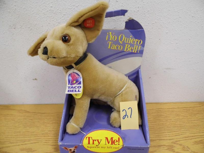 lot 27 image: Taco Bell Dog