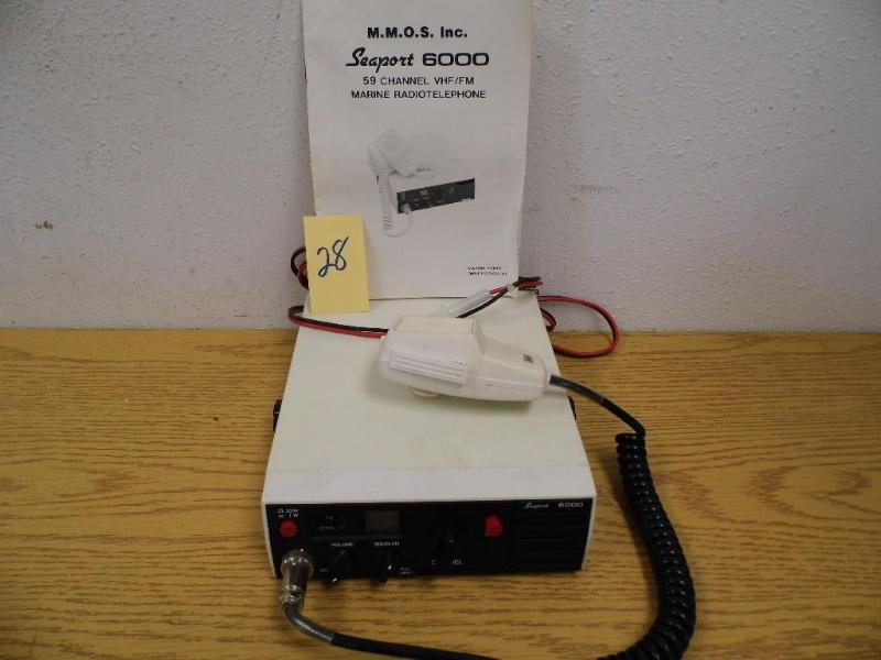 lot 28 image: Seaport 6000 Marine Radio Telephone