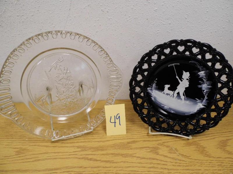 lot 49 image: 2 Vintage Serving Plates