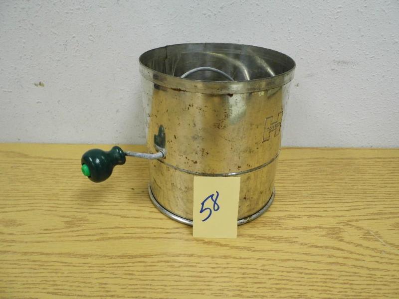 lot 58 image: Large Hodges Flour Sifter