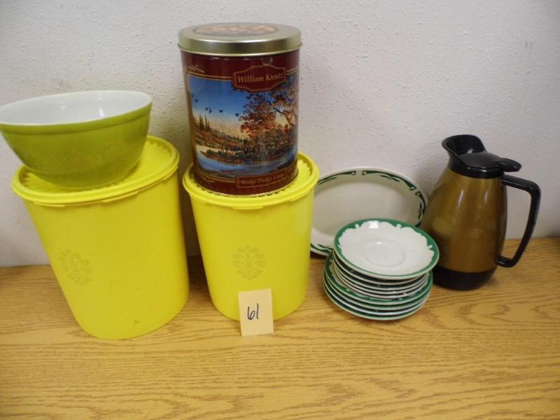 lot 61 image: Tupperware Canisters with Dishes